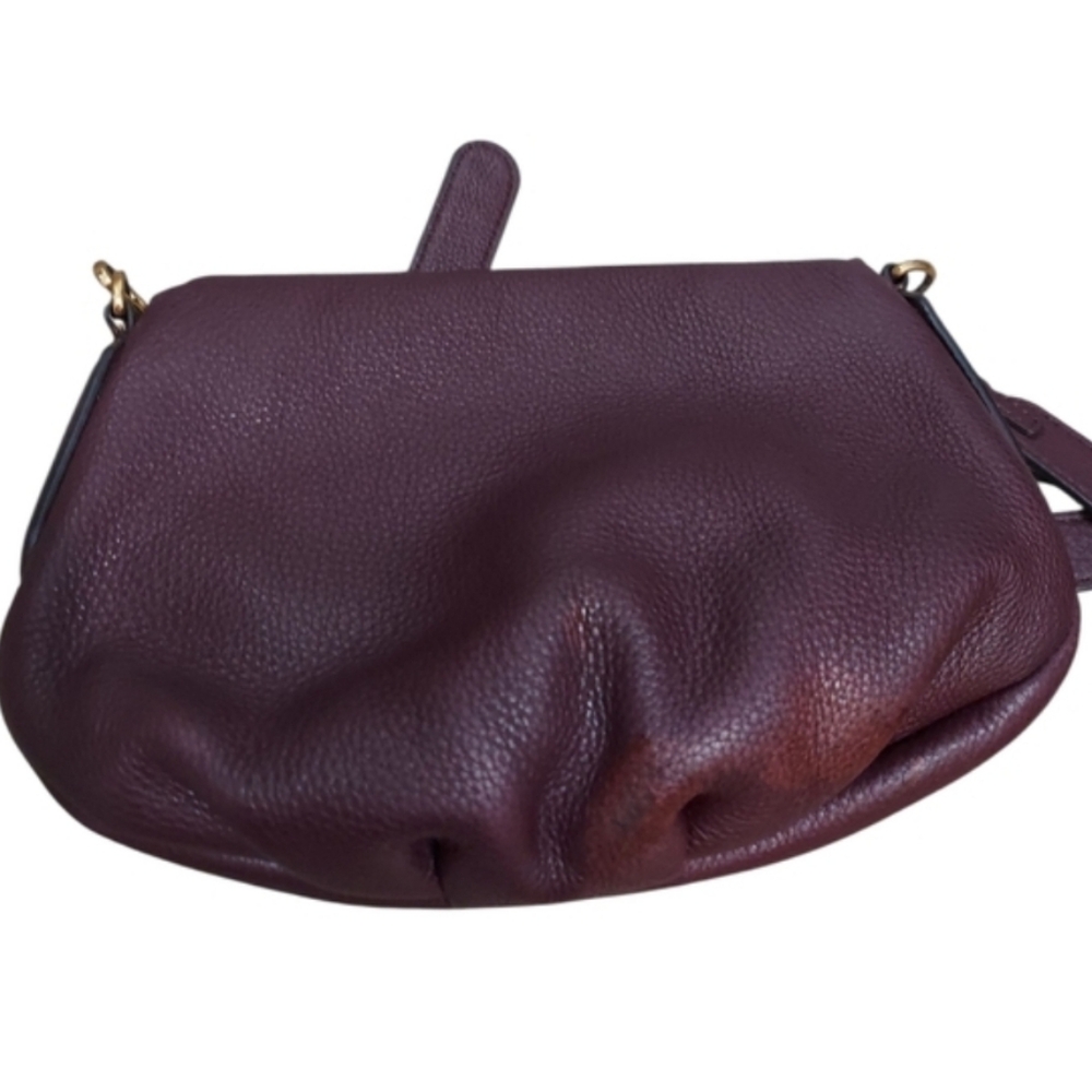 Elegant Burgundy Leather Crossbody Bag - Picture 10 of 12